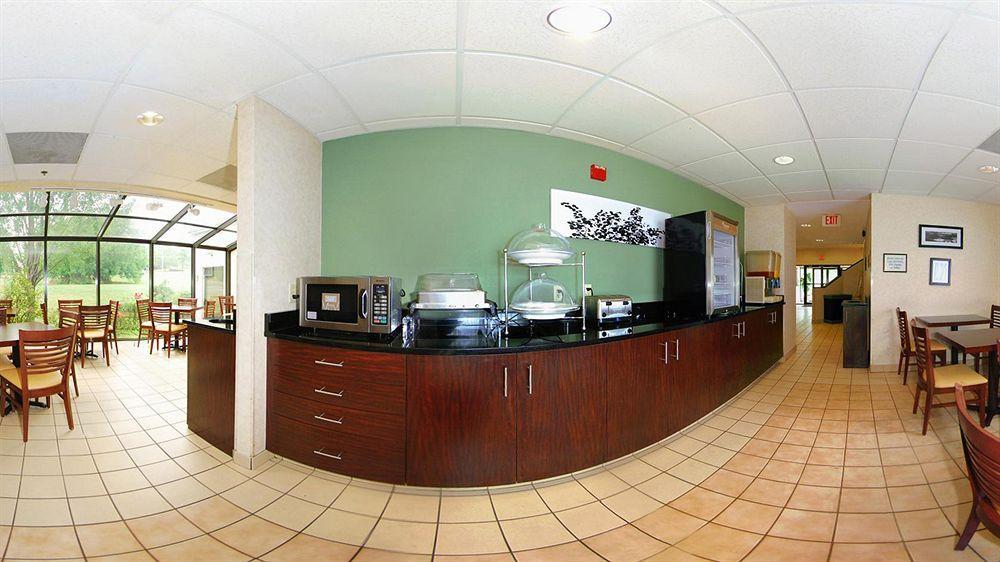 Hotel Sleep & Of Lancaster County