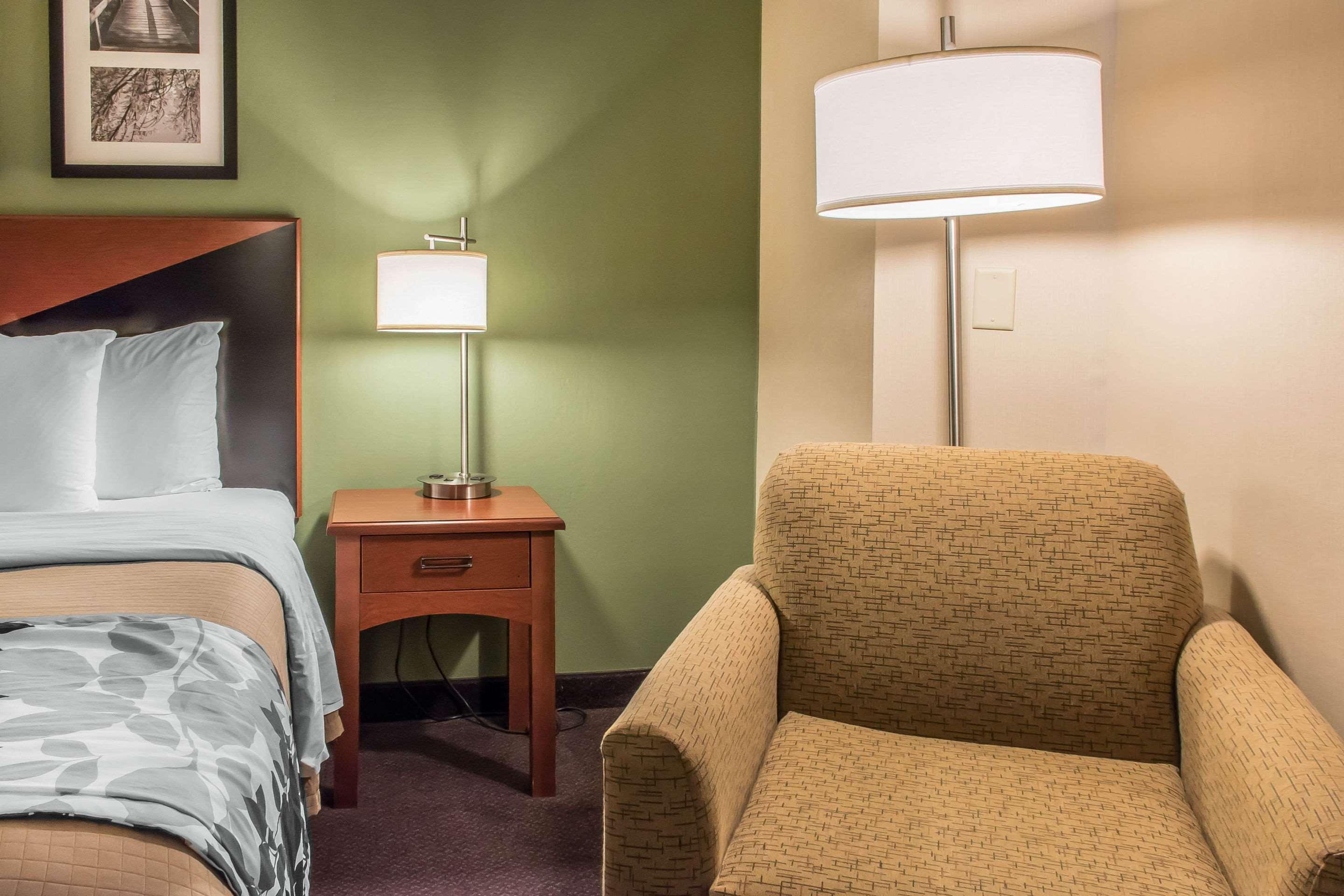 Hotel Sleep & Of Lancaster County 2*