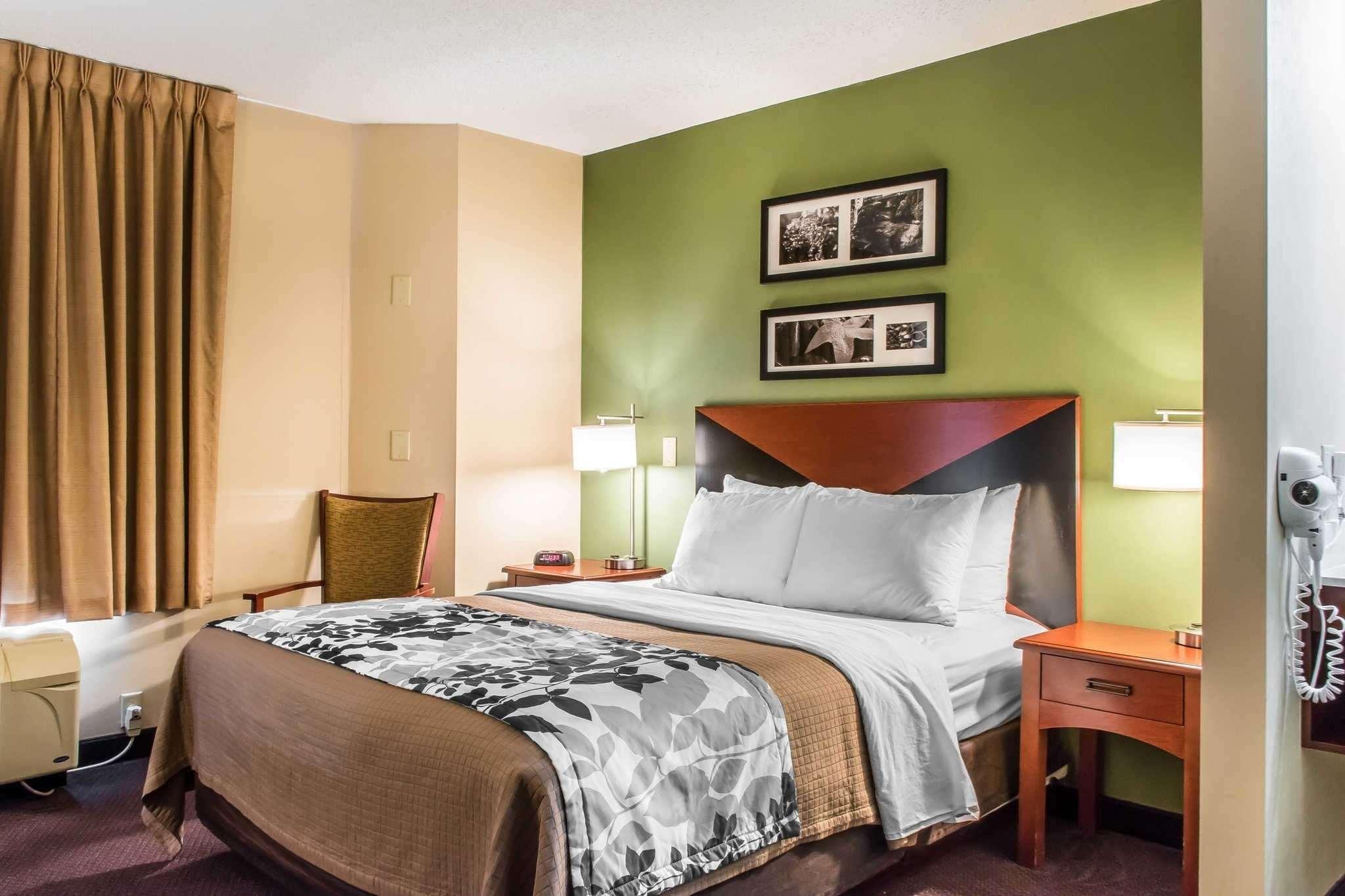 Sleep & Of Lancaster County Hotel