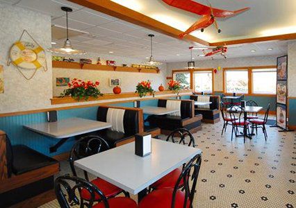 Sleep & Of Lancaster County Hotel 2*